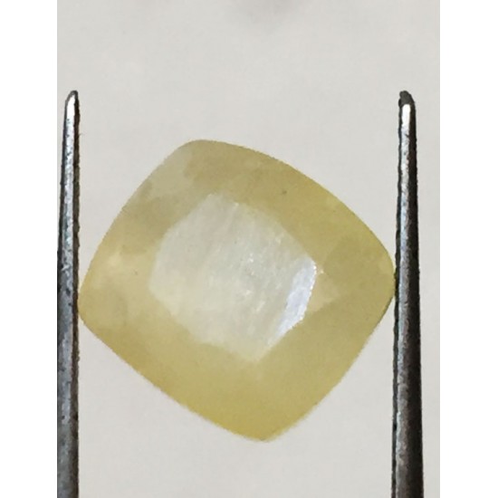 6.34 ct/7.00 ratti Natural Certified Ceylon Pukhraj/Yellow Sapphire