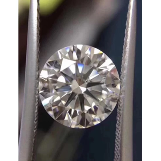 0.50 ct Moissanite Diamond- G Colour, VS purity 0.50 ct Moissanite Diamond- G Colour, VS purity