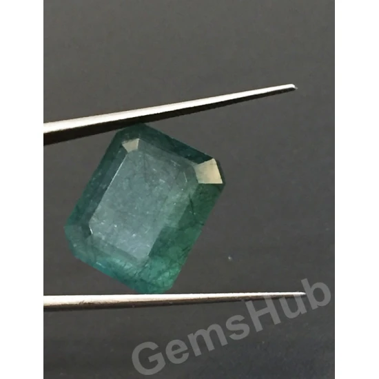 15.40 ct/17.25 ratti Natural Certified Zambian Panna (Emerald) 15.40 ct/17.25 ratti Natural Certified Zambian Panna (Emerald)