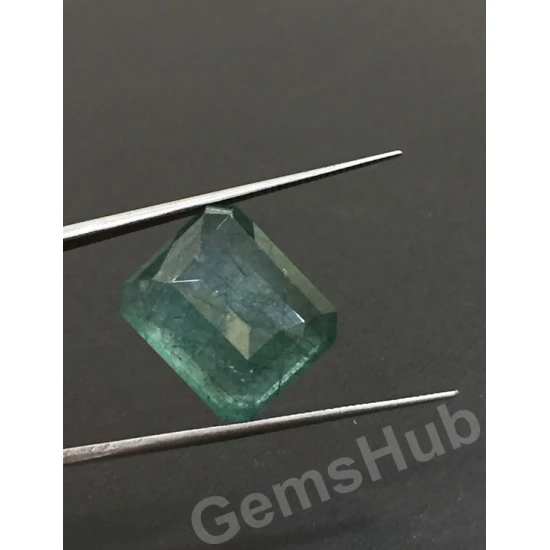 15.40 ct/17.25 ratti Natural Certified Zambian Panna (Emerald) 15.40 ct/17.25 ratti Natural Certified Zambian Panna (Emerald)