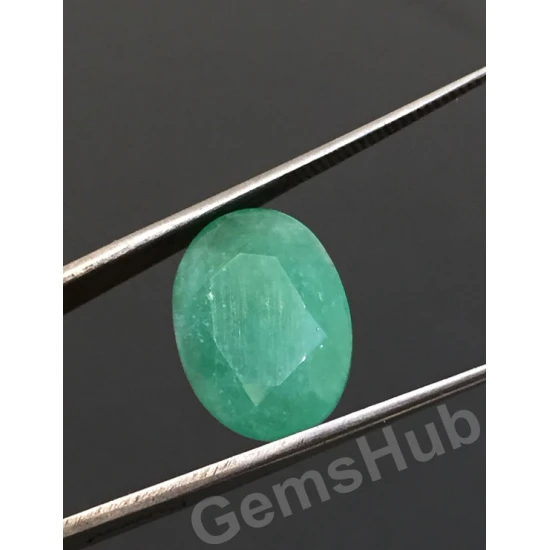 9.59 ct/10.60 ratti Natural Certified Panna (Emerald) 9.59 ct/10.60 ratti Natural Certified Panna (Emerald)