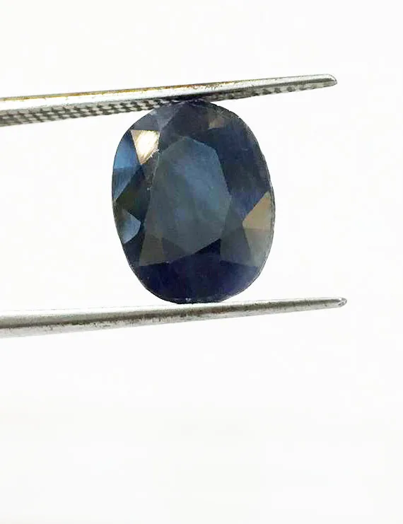 5.50 Ratti (4.92 Ct) Natural Non-Heat Non-Treated Blue Sapphire (Neelam)