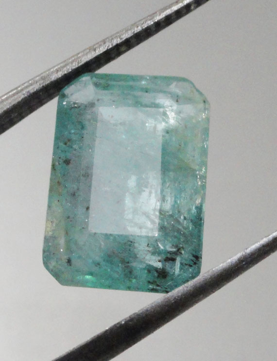 3.61 ct/4.00 ratti Natural Certified Zambian Panna (Emerald)