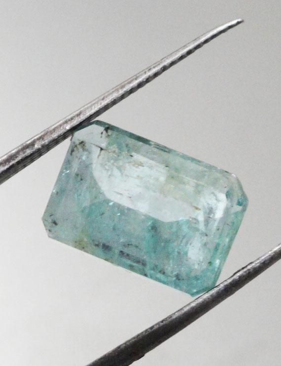 3.61 ct/4.00 ratti Natural Certified Zambian Panna (Emerald)