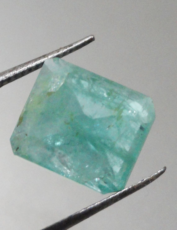 3.93 ct/4.25 ratti Natural Certified Zambian Panna (Emerald)