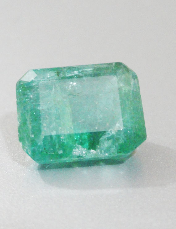 4.51 ct/5.02 ratti Natural Certified Zambian Panna (Emerald)