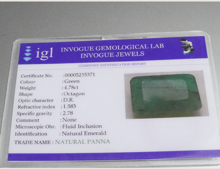 4.78 ct/ 5.25 ratti Natural Certified Zambian Panna (Emerald)