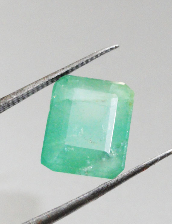 5.37 ct/6.00 ratti Natural Certified Zambian Panna (Emerald)