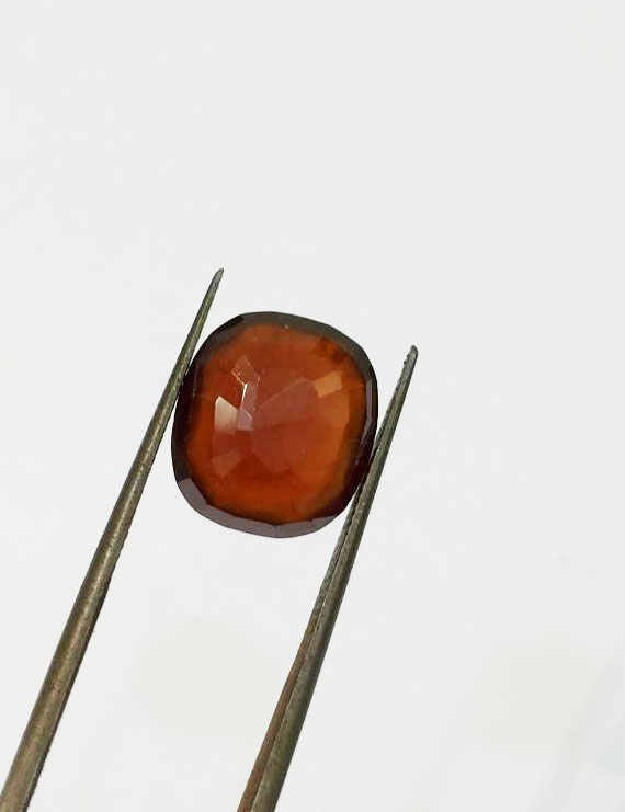 8.20 ratti (7.36 ct) Natural Hessonite Gomed Certified