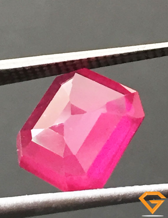 4.42 ct Certified Ruby Gemstone New Burma (Bangkok)