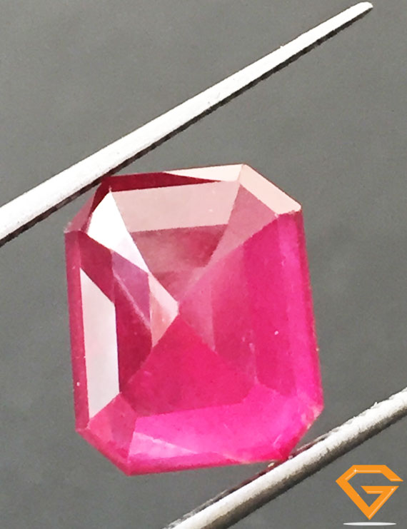 8.43 ct Certified Ruby Gemstone New Burma (Bangkok)