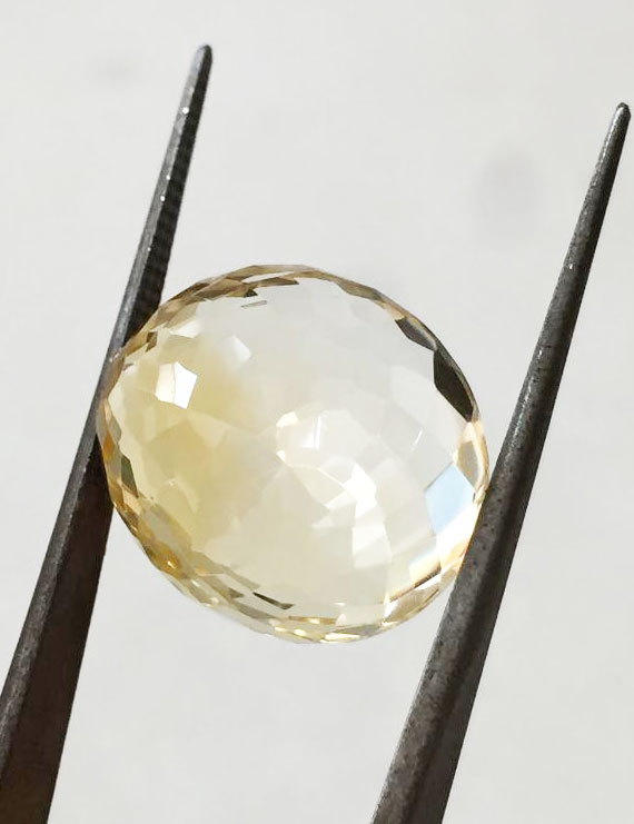 17.22 ratti (15.50 ct) Natural Certified Sunela (Citrine)