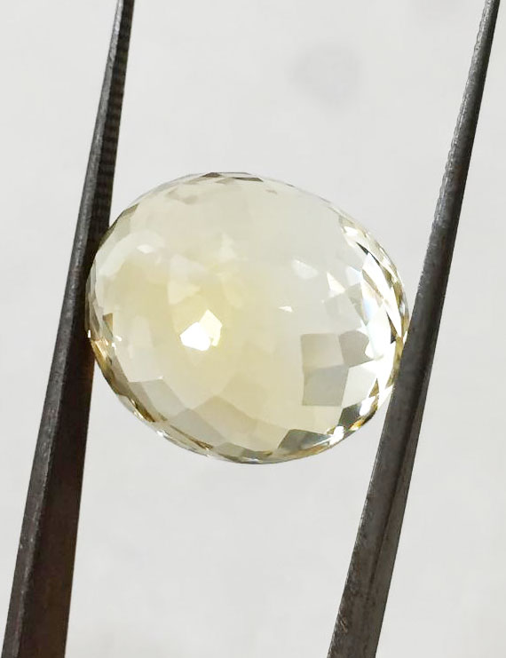 24.60 ratti (22.15 ct) Natural Certified Sunela (Citrine)