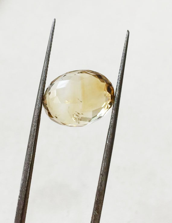 8.00 ratti (7.14 ct) Natural Certified Sunela (Citrine)