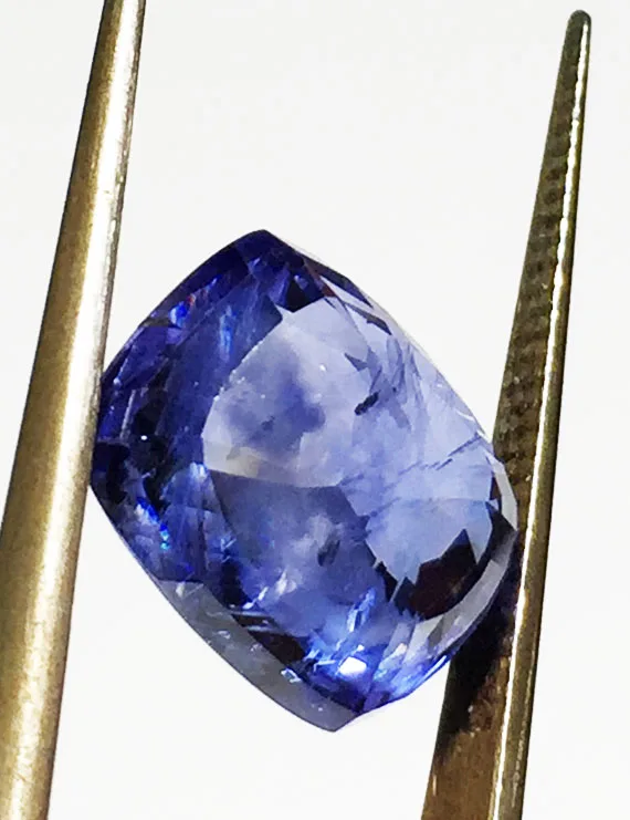 9.00 Ratti (8.03 Ct) Natural Ceylon Blue Sapphire (Neelam)